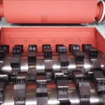 Cutter-Chip type crusher